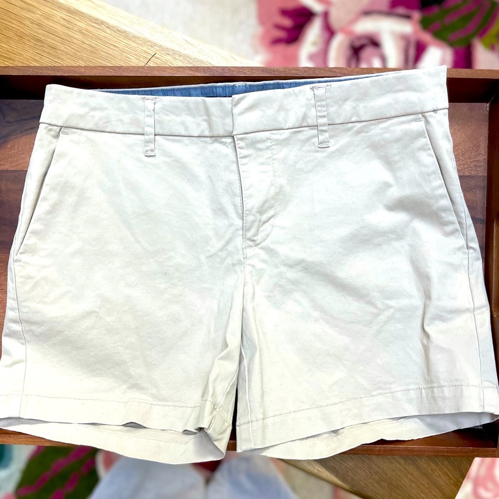 Tommy Hilfiger Khaki Shorts EUC
